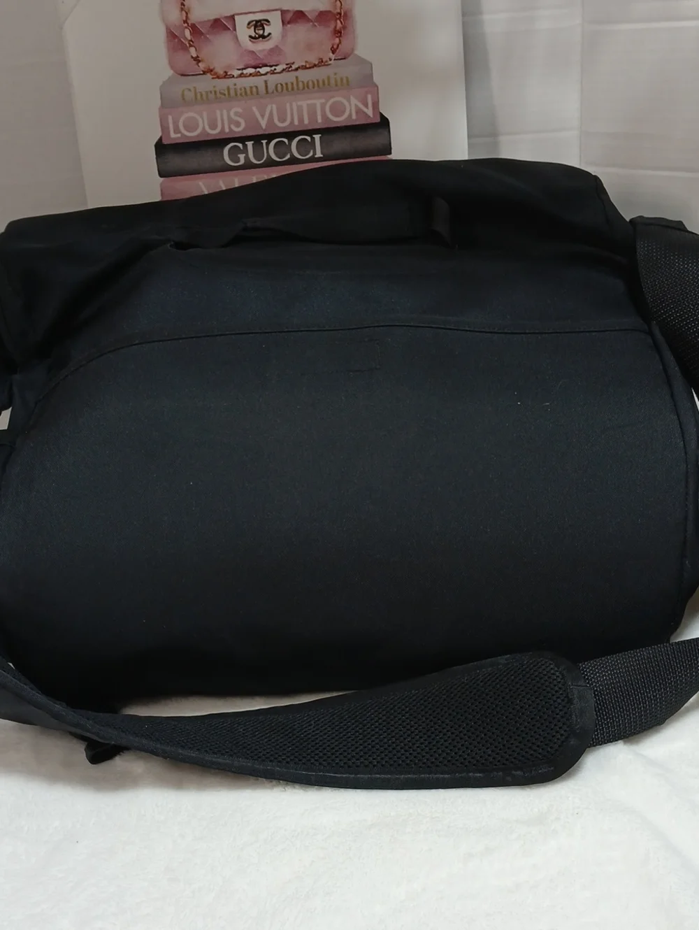 The Patagonia Half Mass Messenger Bag with Gray Reflective Trim Unisex